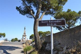 K místu focení zbývá cca 500 m. Cílem je Památník krále Krista (The monument of Christ the King). Jihovýchod ostrova Mallorca, nedaleko města Felanitx.